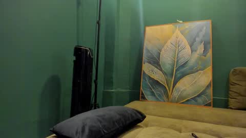 Snapshot of _bunny_boy_ chatting on October 2025 02:42:02 AM _bunny_boy_ online show from October 2025 02:42:02 AM