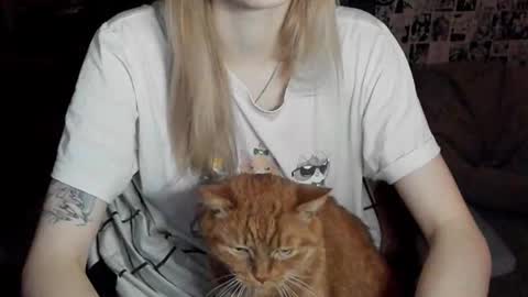 Snapshot of _caramel_milk_ chatting on October 2025 01:47:01 AM Merlizz online show from October 2025 01:47:01 AM