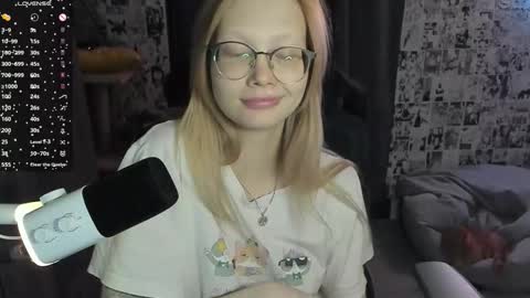 Snapshot of _caramel_milk_ chatting on October 2025 02:09:01 AM Merlizz online show from October 2025 02:09:01 AM