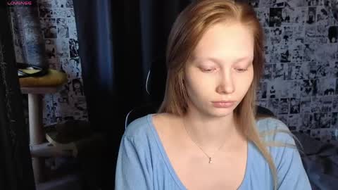 Snapshot of _caramel_milk_ chatting on April 2026 02:17:01 AM Merlizz online show from April 2026 02:17:01 AM