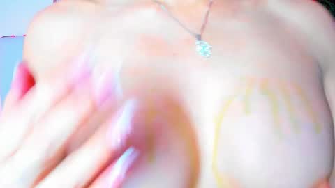 Snapshot of _caro_lyne_ chatting on October 2025 05:31:01 PM Carolina online show from October 2025 05:31:01 PM