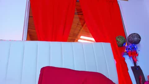 Snapshot of _caro_lyne_ chatting on October 2025 05:32:02 PM Carolina online show from October 2025 05:32:02 PM