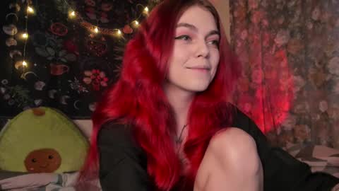 Snapshot of _caroline_coy chatting on December 2024 11:33:02 AM Caroline online show from December 2024 11:33:02 AM