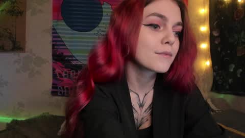 Snapshot of _caroline_coy chatting on January 2025 01:47:01 PM Caroline online show from January 2025 01:47:01 PM