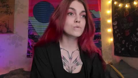 Snapshot of _caroline_coy chatting on January 2025 03:13:02 PM Caroline online show from January 2025 03:13:02 PM