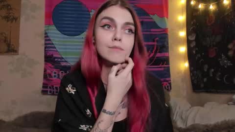 Snapshot of _caroline_coy chatting on February 2025 03:50:02 PM Caroline online show from February 2025 03:50:02 PM