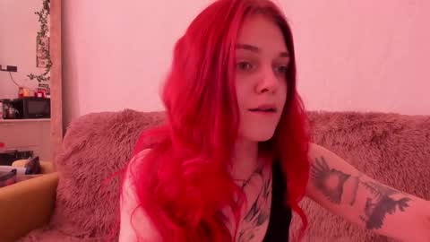 Snapshot of _caroline_coy chatting on October 2025 10:05:02 AM Caroline online show from October 2025 10:05:02 AM