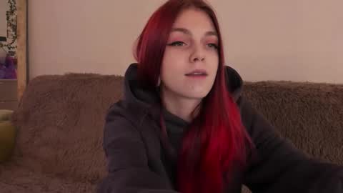 Snapshot of _caroline_coy chatting on October 2025 11:29:01 AM Caroline online show from October 2025 11:29:01 AM