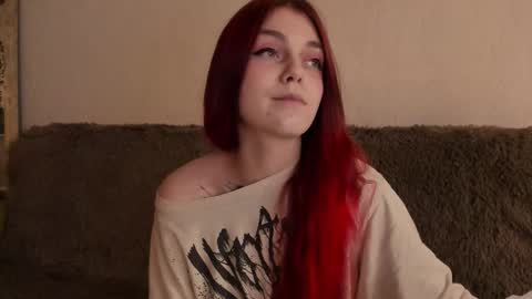 Snapshot of _caroline_coy chatting on November 2025 01:15:01 PM Caroline online show from November 2025 01:15:01 PM