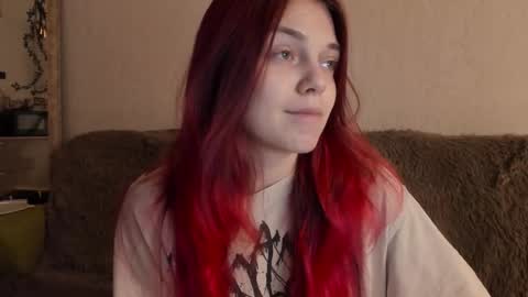 Snapshot of _caroline_coy chatting on November 2025 10:18:02 AM Caroline online show from November 2025 10:18:02 AM