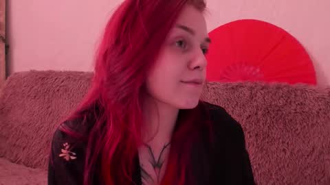 Snapshot of _caroline_coy chatting on February 2026 12:21:01 PM Caroline online show from February 2026 12:21:01 PM