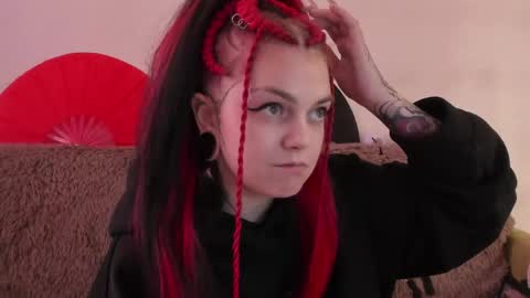 Caroline online show from May 2026 10:55:02 AM