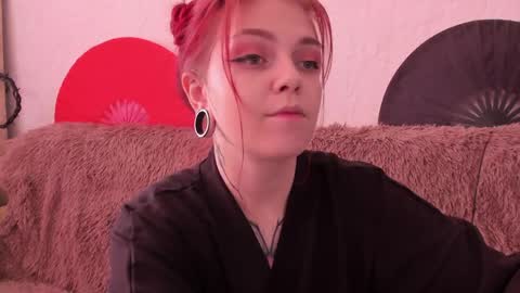 Caroline online show from May 2026 10:54:02 AM