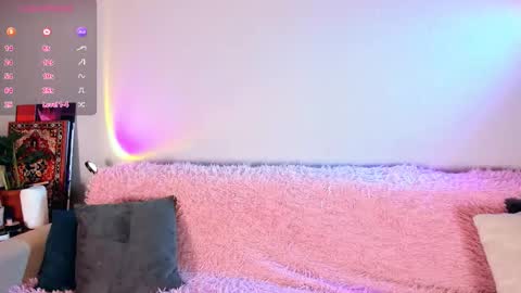 Christina Chris online show from November 2025 06:50:01 AM