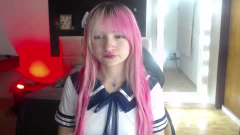 _charlotte_collins_ online show from July 2026 04:55:01 PM