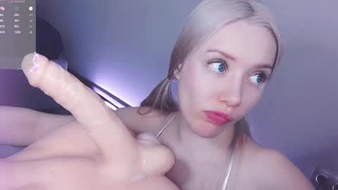 Snapshot of _chatur_babe chatting on February 2025 03:14:01 PM Angelina online show from February 2025 03:14:01 PM