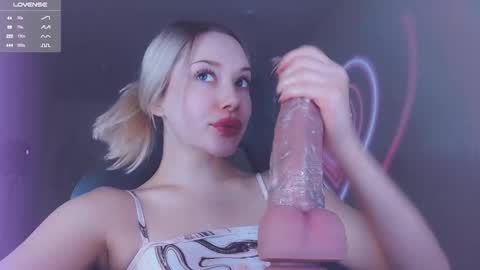 Snapshot of _chatur_babe chatting on November 2025 04:39:02 PM Angelina online show from November 2025 04:39:02 PM