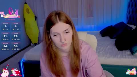 Alisa NO NUDE online show from October 2025 12:31:01 AM