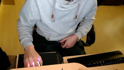  chris 87 online show from February 2025 12:37:01 AM