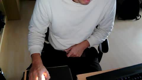 Snapshot of _chris_87 chatting on November 2025 09:52:02 AM chris 87 online show from November 2025 09:52:02 AM