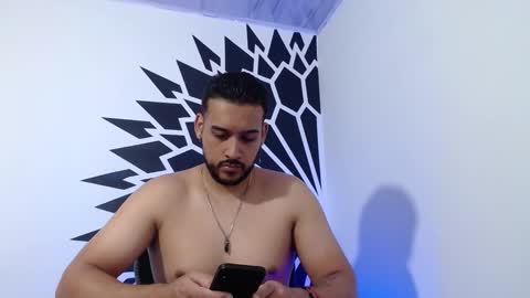 Snapshot of _christopher_dennis_ chatting on December 2024 01:57:02 AM CRIS online show from December 2024 01:57:02 AM