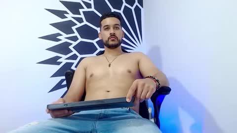 Snapshot of _christopher_dennis_ chatting on February 2025 12:47:02 AM CRIS online show from February 2025 12:47:02 AM