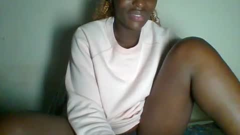 clara online show from February 2025 08:42:02 PM