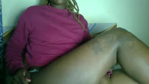 clara online show from December 2025 06:57:02 PM