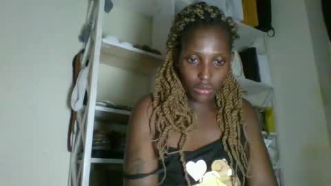 Snapshot of _clara01 chatting on May 2026 07:47:01 AM clara online show from May 2026 07:47:01 AM