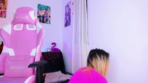  Chloe  online show from February 2026 06:07:01 AM