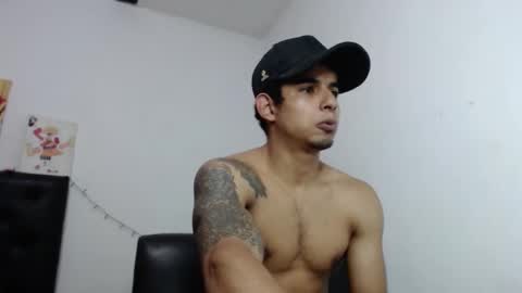  crissgex  online show from December 2025 06:56:01 PM