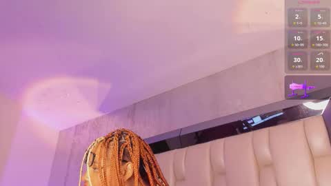     online show from November 2025 10:20:02 PM