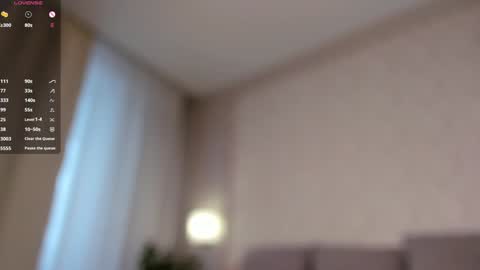 Snapshot of _curlydream_ chatting on October 2025 03:37:01 AM Alice online show from October 2025 03:37:01 AM