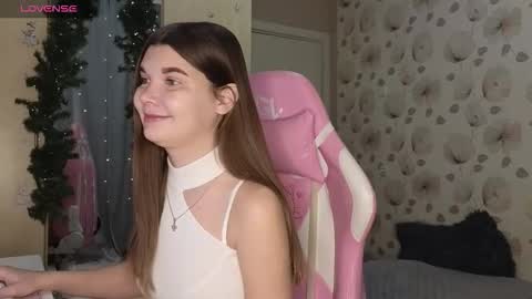 _cute_ice online show from December 2025 05:36:02 AM