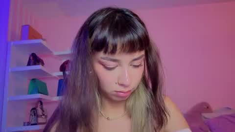 Snapshot of _cute_isabella_ chatting on July 2026 04:19:01 AM _cute_isabella_ online show from July 2026 04:19:01 AM