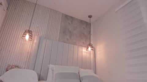 Dakota online show from September 2025 07:04:02 PM