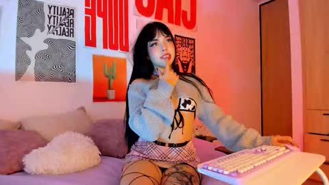 _darkdoll online show from November 2025 03:13:02 PM