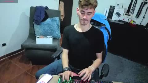 delacruz online show from March 2026 08:25:02 PM