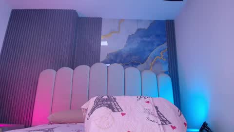 Dione online show from April 2026 07:11:02 PM