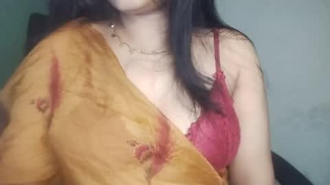 _dreamgirl_0 online show from April 2026 10:43:02 AM
