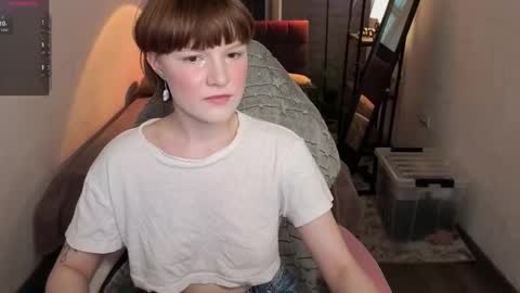 Snapshot of _dreamluna_ chatting on March 2026 01:17:02 PM Luna online show from March 2026 01:17:02 PM