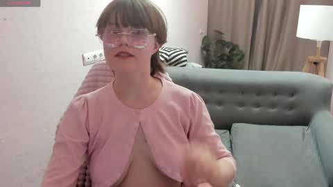 Snapshot of _dreamluna_ chatting on April 2026 02:12:01 PM Luna online show from April 2026 02:12:01 PM