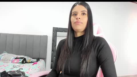 Snapshot of _elektrah chatting on February 2025 06:54:01 PM _elektrah online show from February 2025 06:54:01 PM