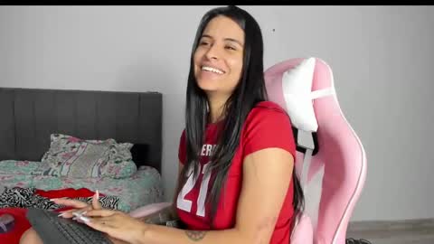 Snapshot of _elektrah chatting on February 2025 04:26:02 AM _elektrah online show from February 2025 04:26:02 AM