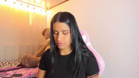 Snapshot of _elektrah chatting on September 2025 10:10:02 PM _elektrah online show from September 2025 10:10:02 PM