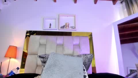 Isabella online show from December 2024 03:12:02 PM