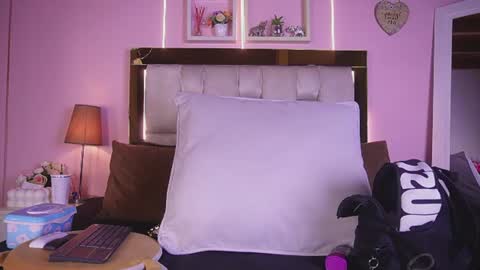 Isabella online show from June 2026 12:06:01 PM