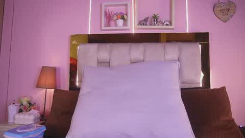 Isabella online show from July 2026 12:09:01 PM