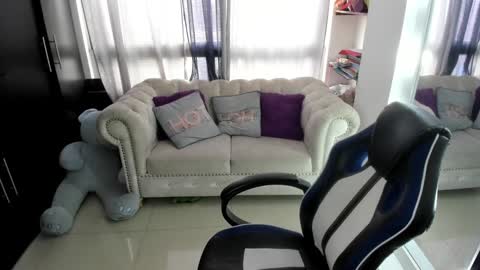 Snapshot of _emma_loyd_ chatting on December 2024 08:18:01 PM Emma online show from December 2024 08:18:01 PM