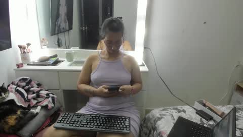 Snapshot of _emma_loyd_ chatting on December 2024 12:43:02 AM Emma online show from December 2024 12:43:02 AM